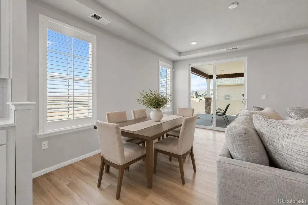 5126 N Quemoy Court Aurora CO 80019
