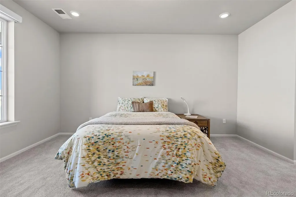 5126 N Quemoy Court Aurora CO 80019
