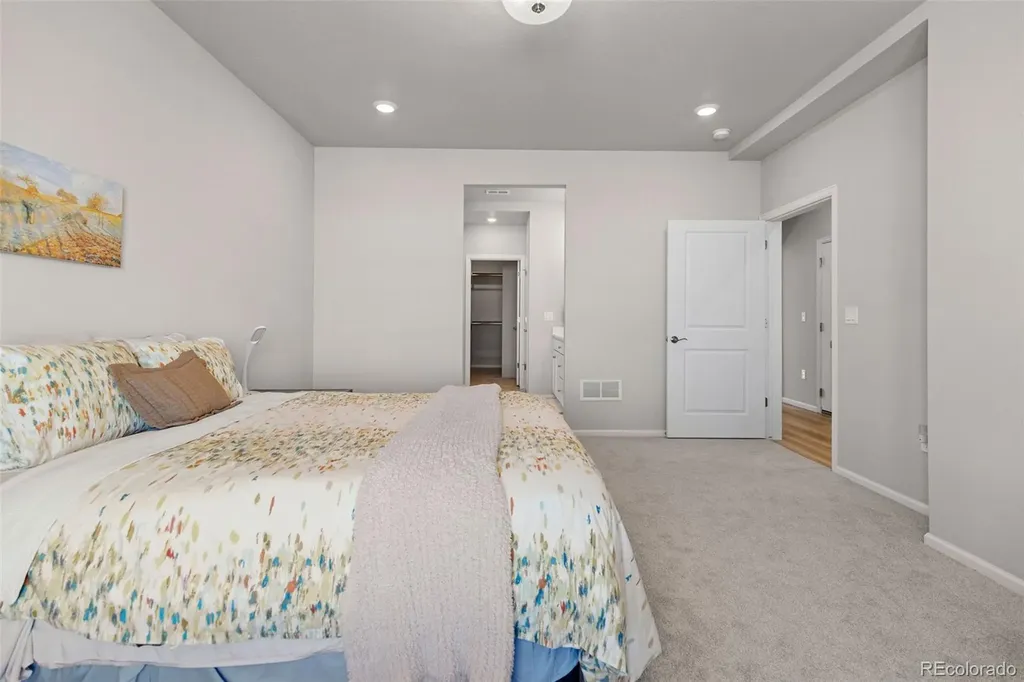 5126 N Quemoy Court Aurora CO 80019