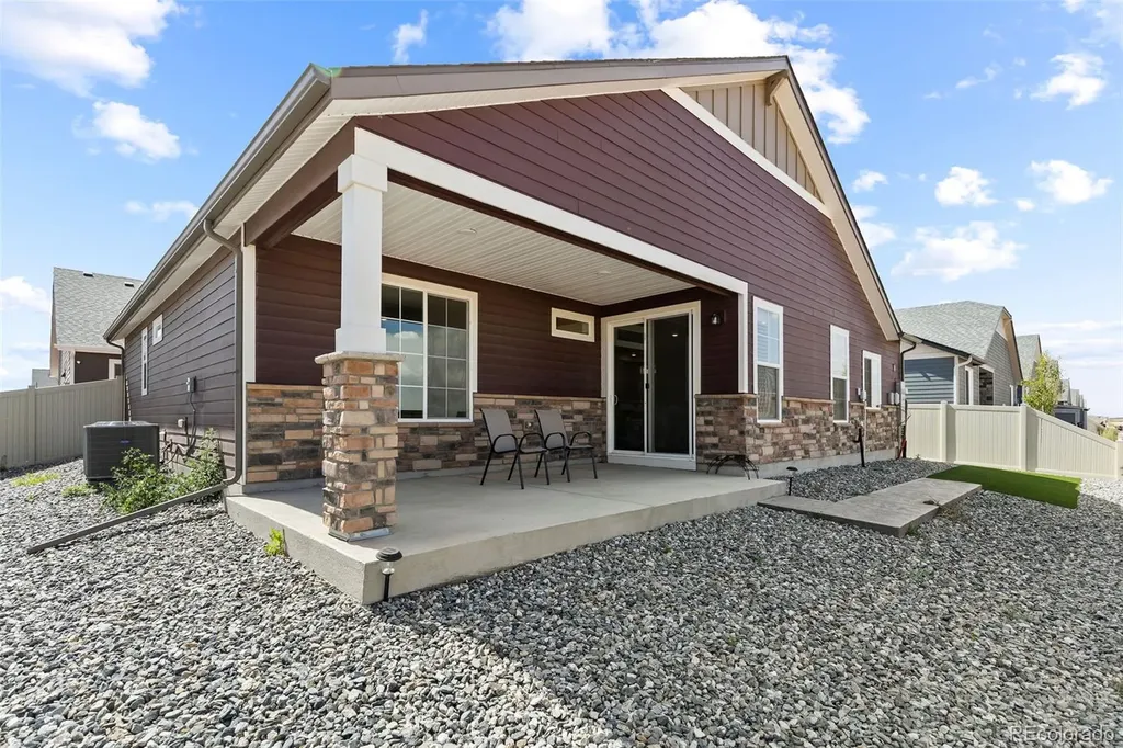 5126 N Quemoy Court Aurora CO 80019