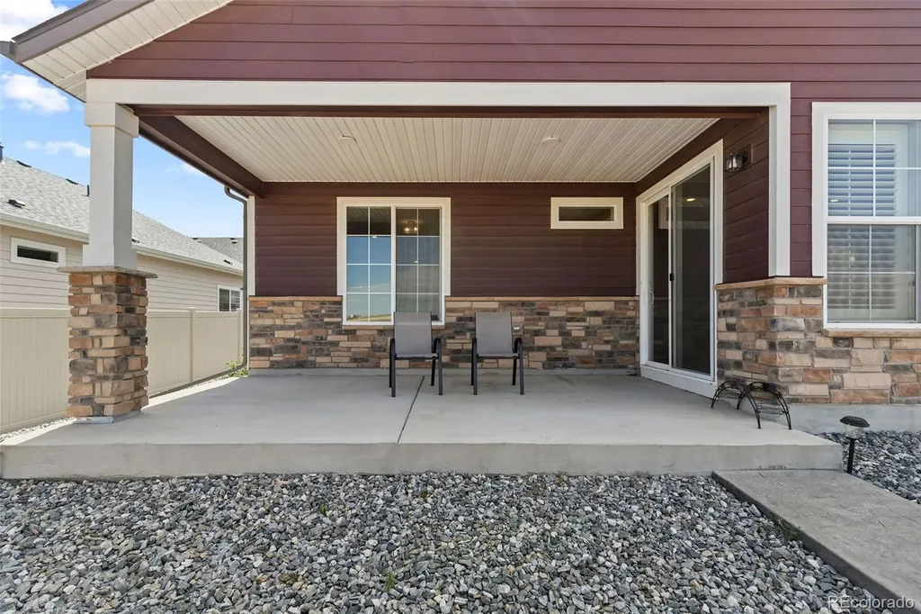 5126 N Quemoy Court Aurora CO 80019