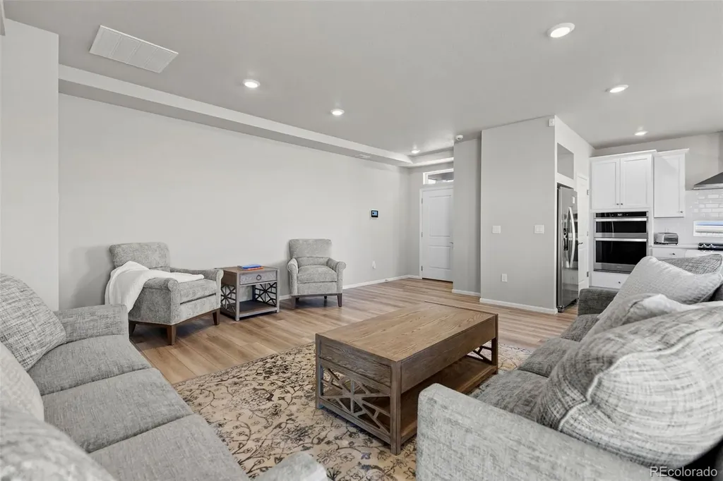 5126 N Quemoy Court Aurora CO 80019