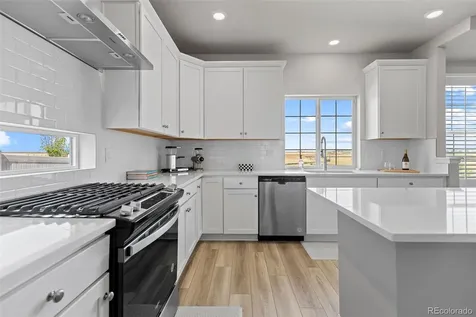 5126 N Quemoy Court Aurora CO 80019
