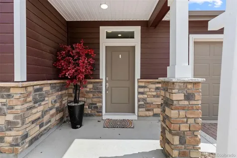 5126 N Quemoy Court Aurora CO 80019