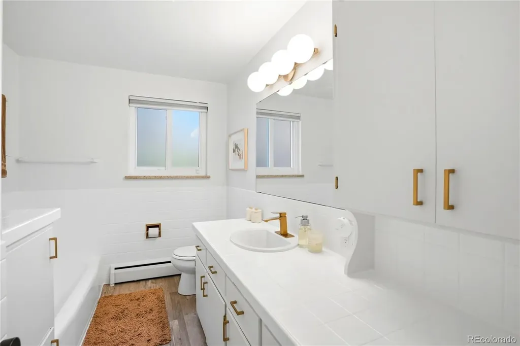 2779 S Meade Street Denver CO 80236