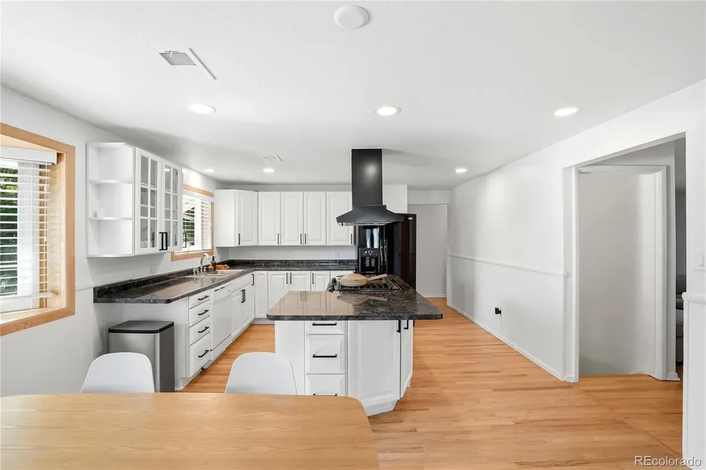 2779 S Meade Street Denver CO 80236