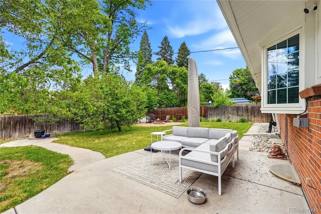 2779 S Meade Street Denver CO 80236
