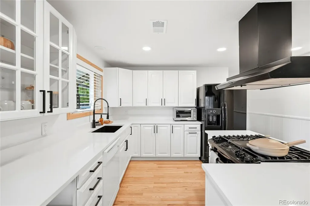 2779 S Meade Street Denver CO 80236
