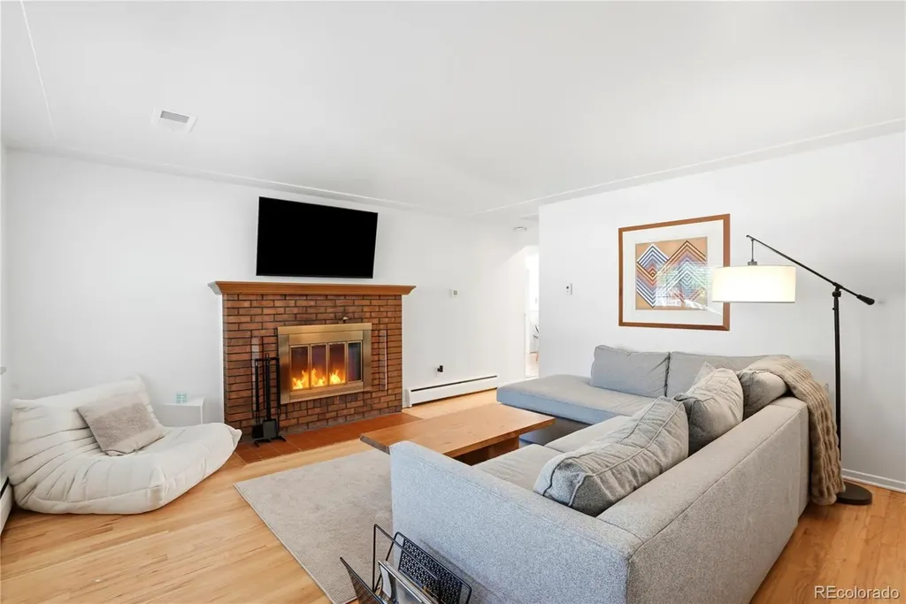 2779 S Meade Street Denver CO 80236