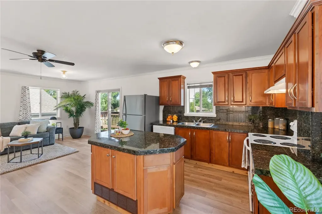 45 S Meade Street Denver CO 80219