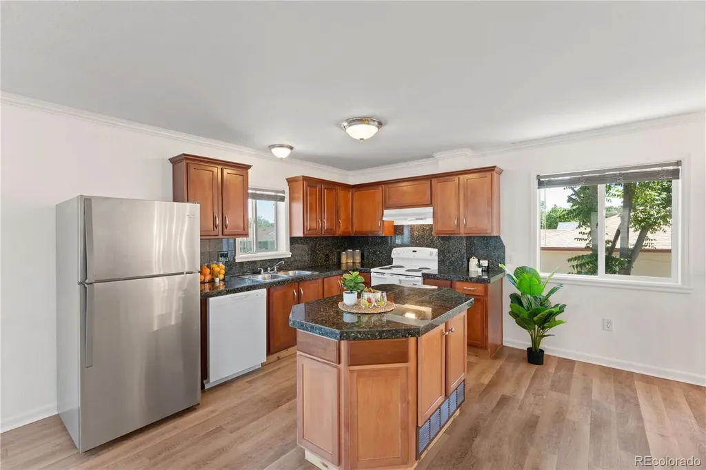 45 S Meade Street Denver CO 80219