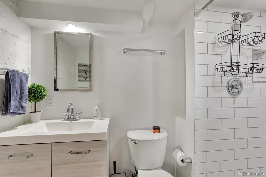 350 Hudson Street Denver CO 80220