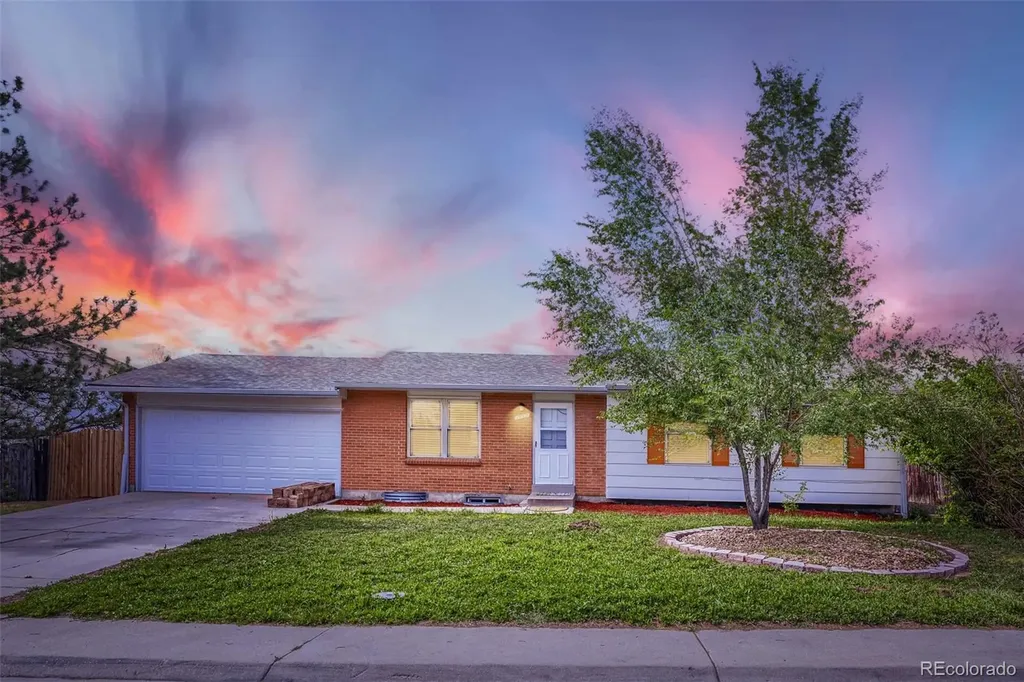 1852 E 99th Avenue Thornton CO 80229