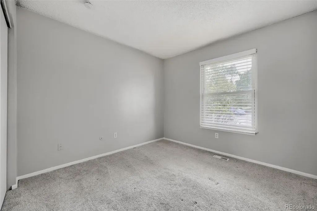 1852 E 99th Avenue Thornton CO 80229