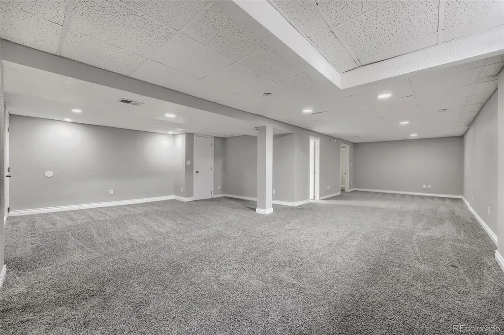 1852 E 99th Avenue Thornton CO 80229