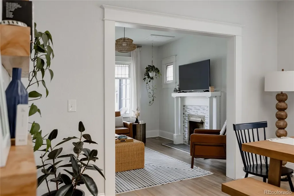 863 S Pearl Street Denver CO 80209