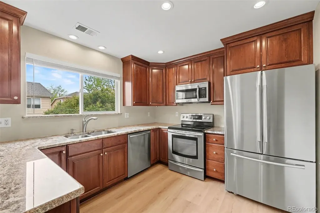 9771 Moss Rose Circle Highlands Ranch CO 80129