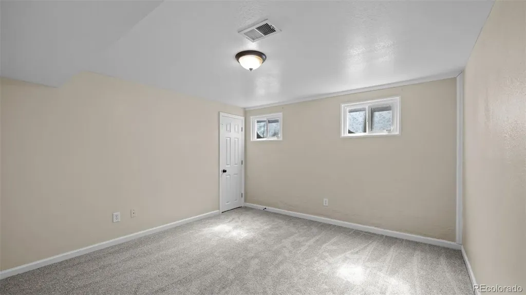 1523 Saratoga Drive Colorado Springs CO 80910