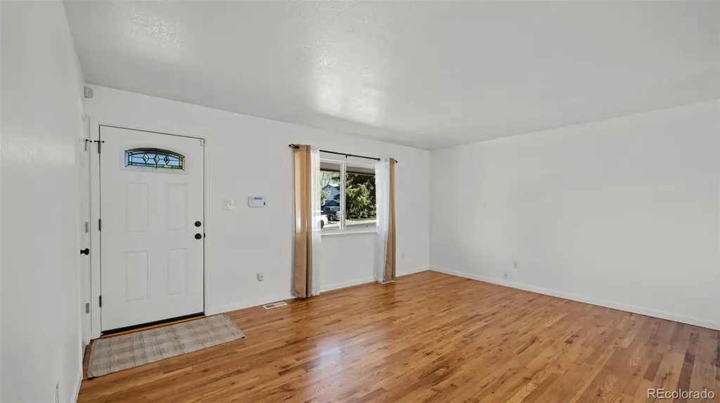 1523 Saratoga Drive Colorado Springs CO 80910
