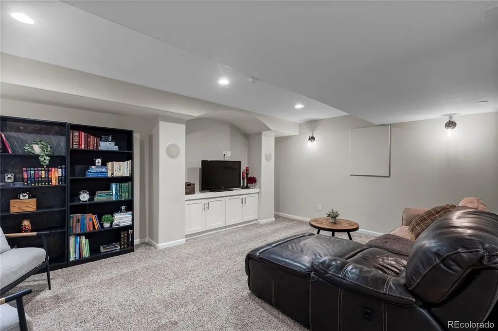 10250 Rotherwood Circle Highlands Ranch CO 80130