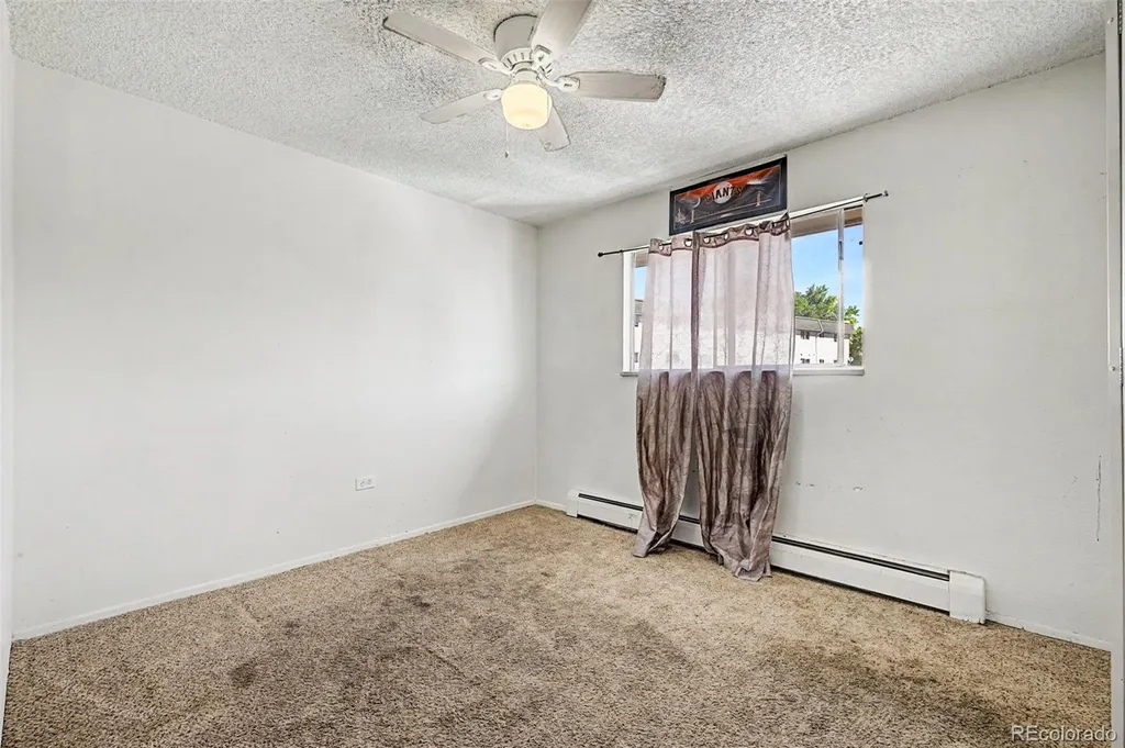 4593 S Lowell Boulevard Denver CO 80236