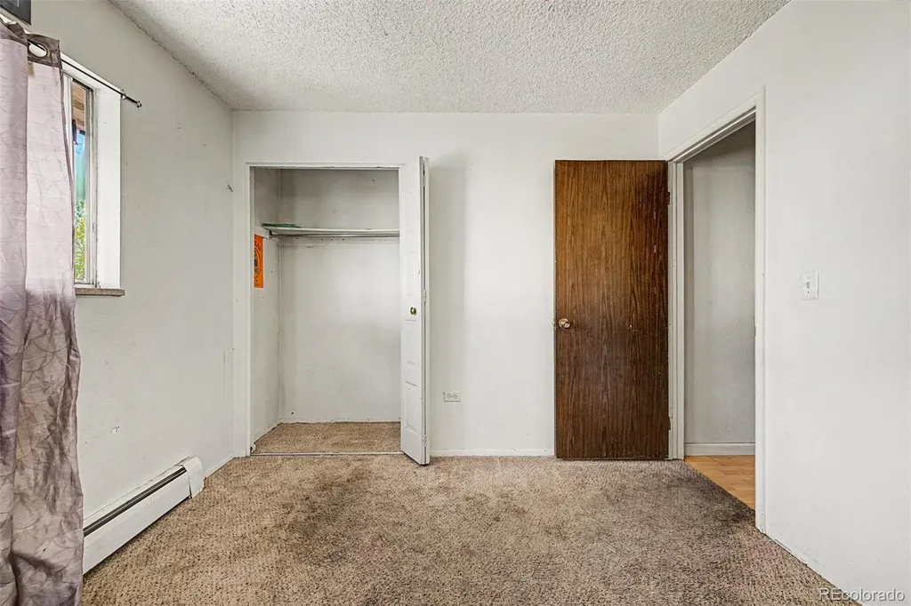 4593 S Lowell Boulevard Denver CO 80236