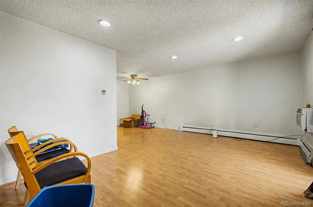 4593 S Lowell Boulevard Denver CO 80236