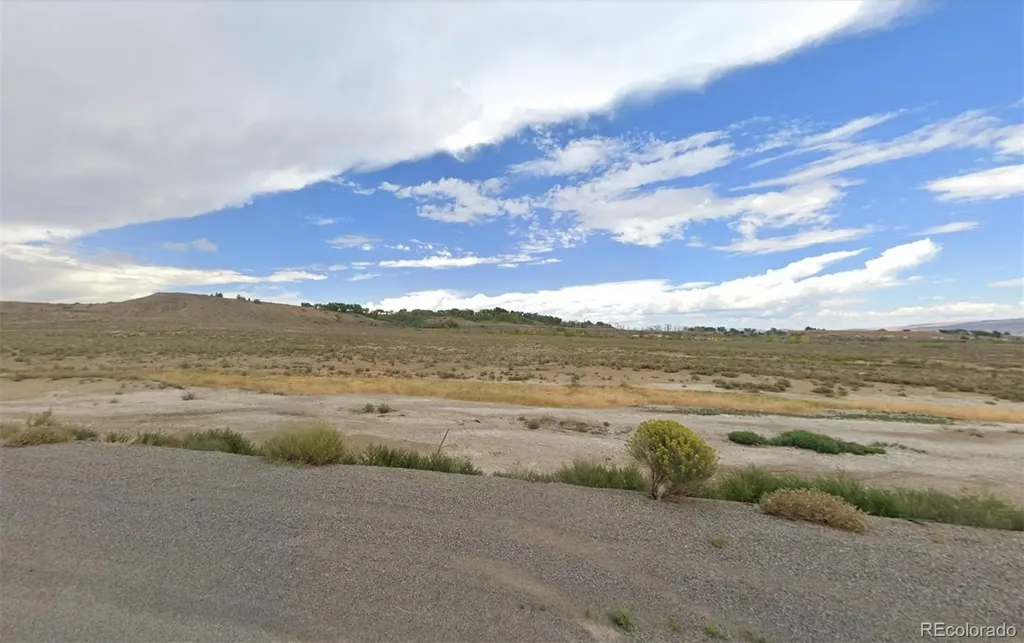 11300 5880 Road Montrose CO 81403