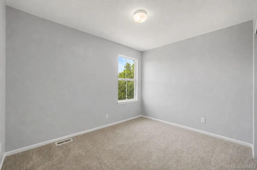 13856 Ivanhoe Street Thornton CO 80602