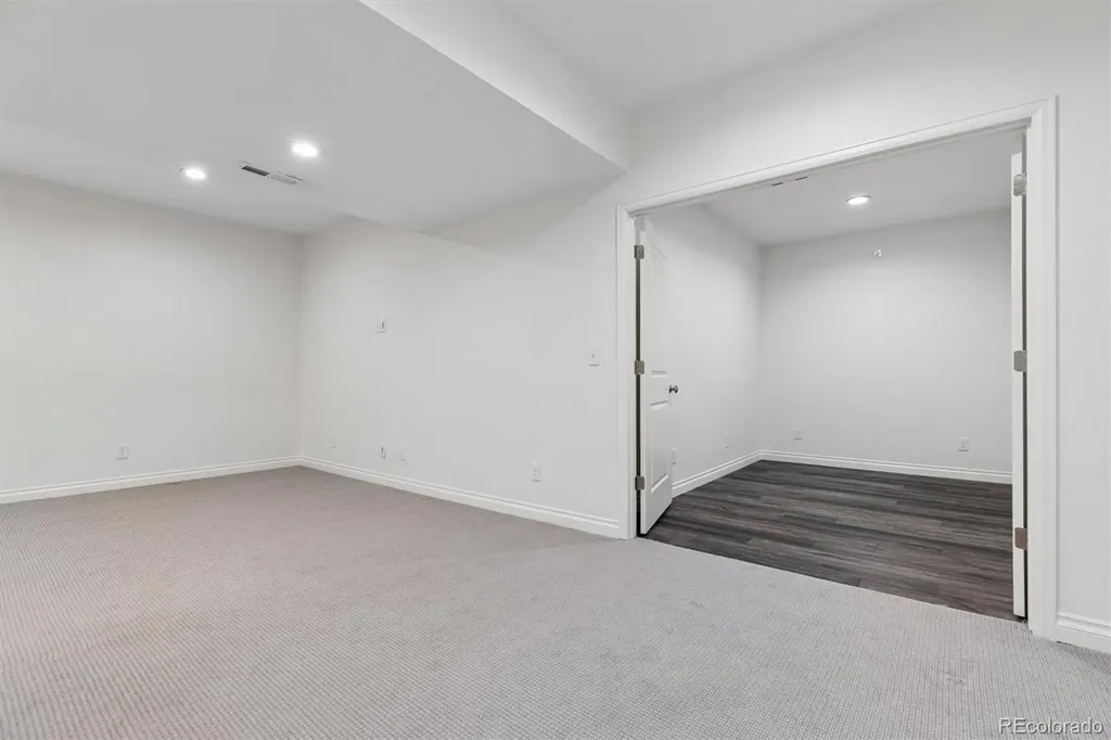8448 E 49th Place Denver CO 80238
