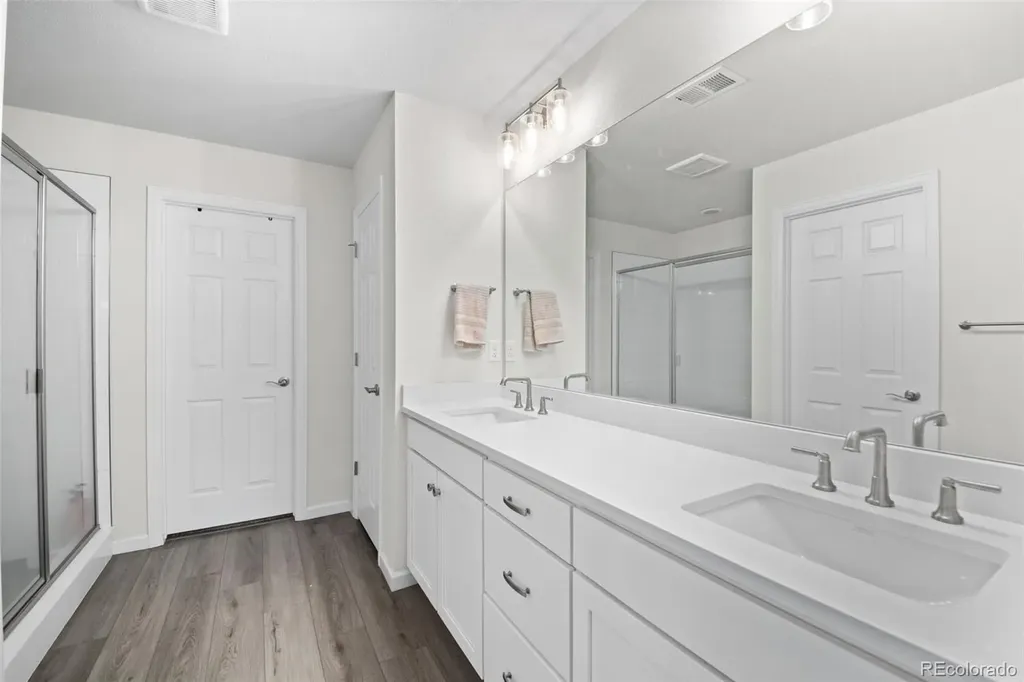 3888 Grand Baker Street Aurora CO 80019