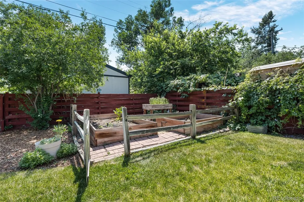 4920 S Pennsylvania Street Englewood CO 80113
