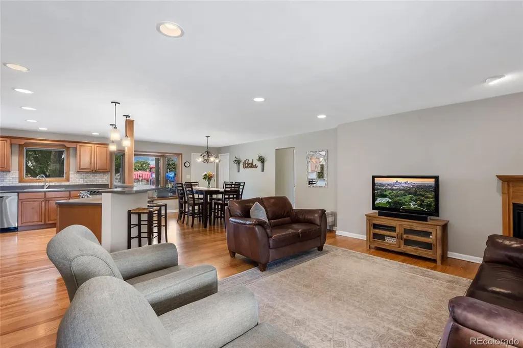 4920 S Pennsylvania Street Englewood CO 80113