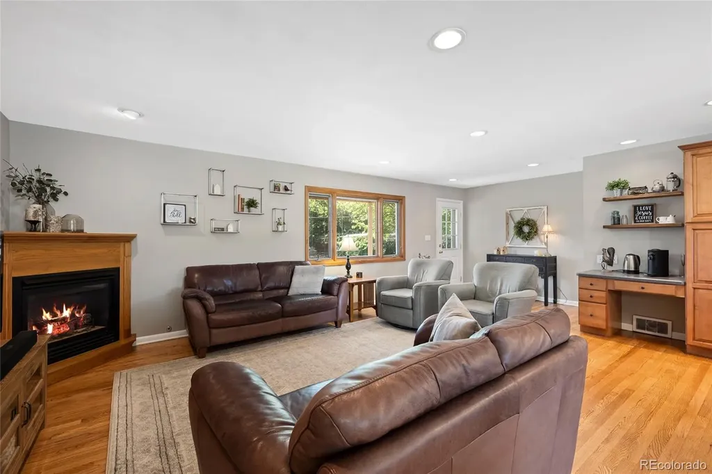 4920 S Pennsylvania Street Englewood CO 80113