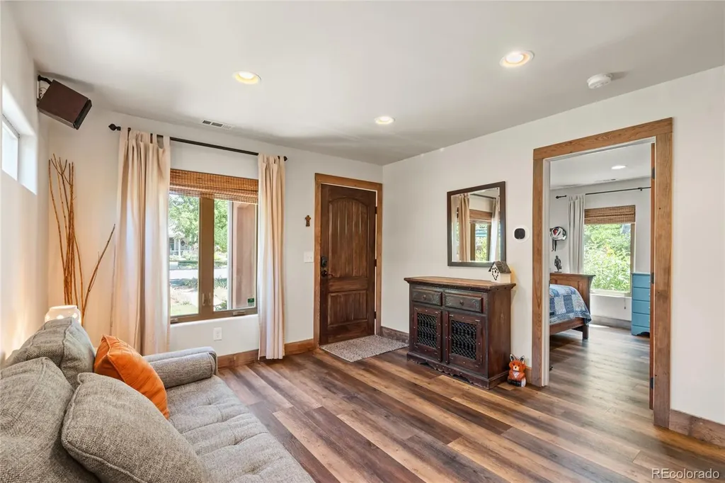 1819 W Pikes Peak Avenue Colorado Springs CO 80904
