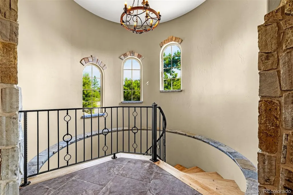 5596 Osage Way Larkspur CO 80118