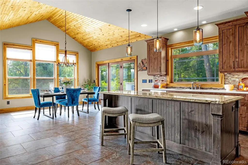 5596 Osage Way Larkspur CO 80118