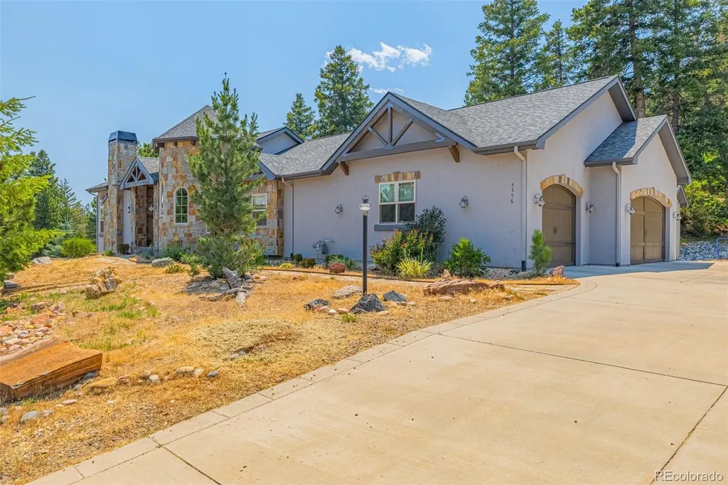 5596 Osage Way Larkspur CO 80118