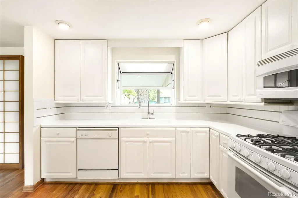 8225 Yarrow Street Arvada CO 80005