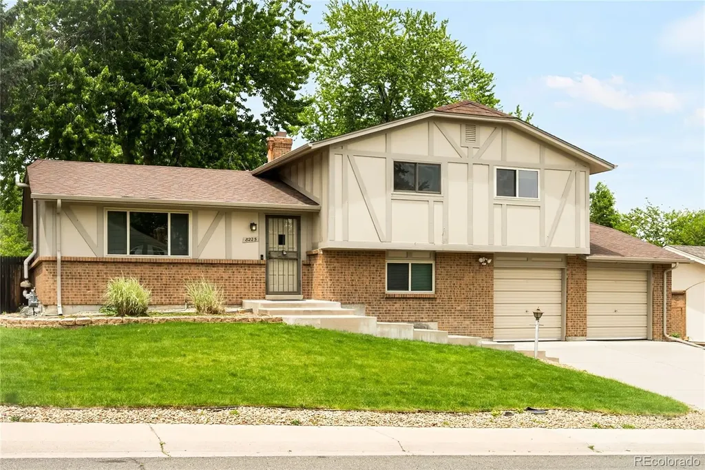 8225 Yarrow Street Arvada CO 80005