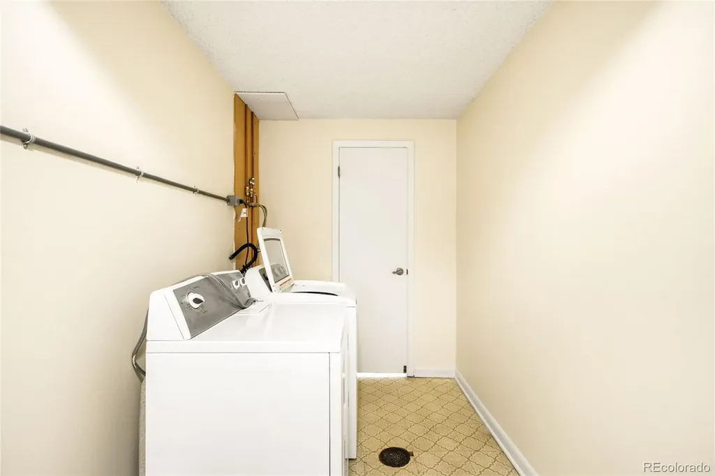 8225 Yarrow Street Arvada CO 80005