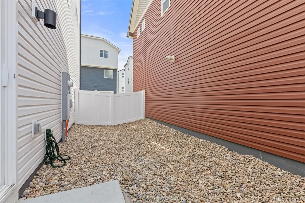 18260 E 51st Place Denver CO 80249