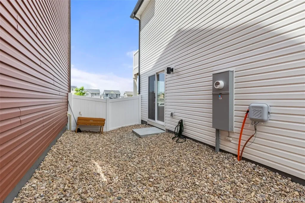 18260 E 51st Place Denver CO 80249