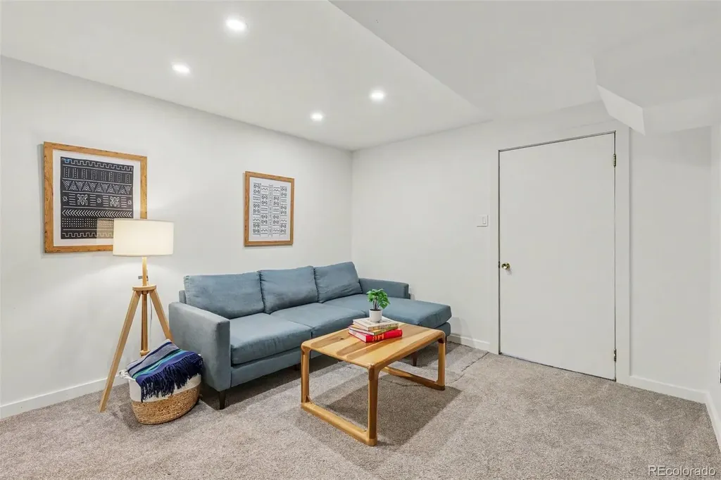 7050 Zuni Street Denver CO 80221