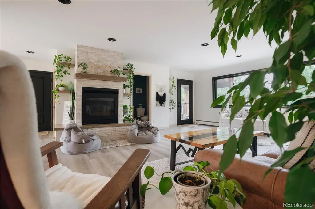 1709 Red Hawk Road Silverthorne CO 80498