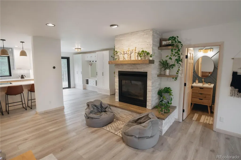 1709 Red Hawk Road Silverthorne CO 80498
