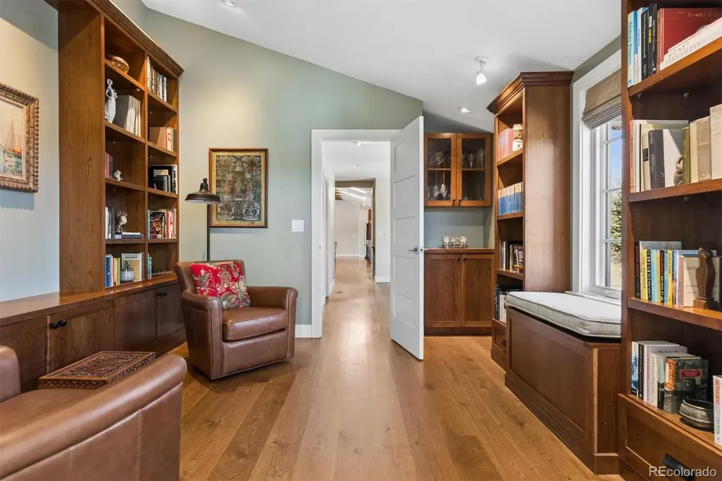 5041 Juniper Street Littleton CO 80123