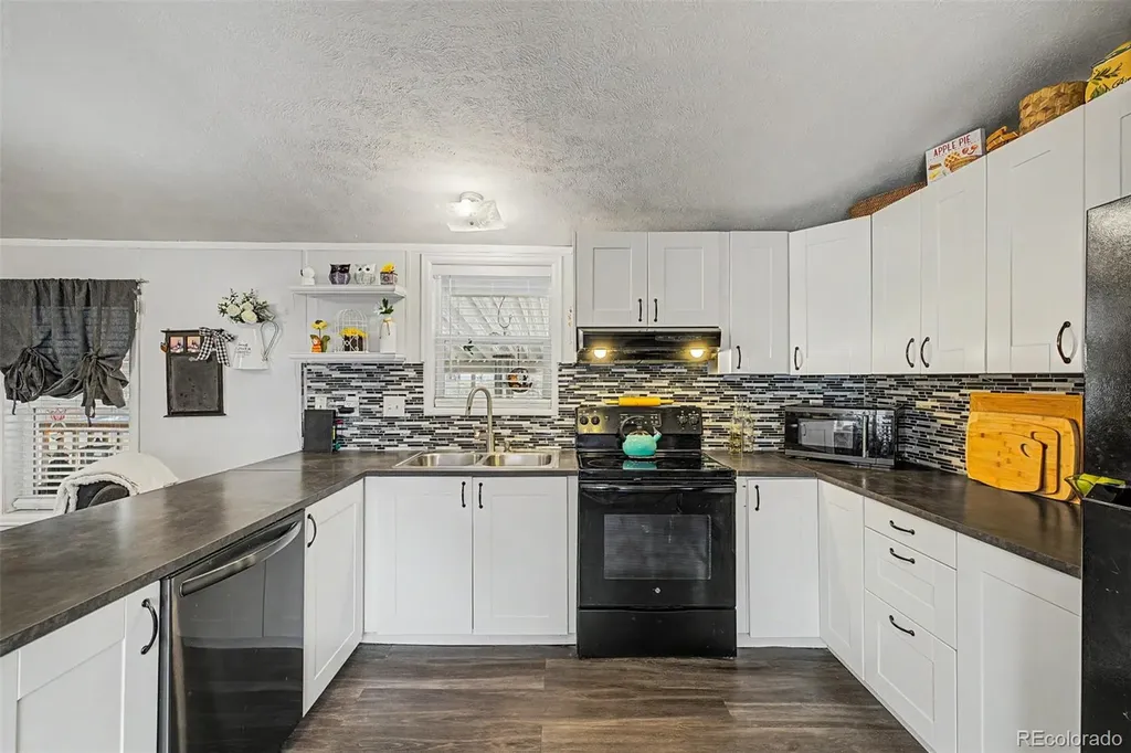 1801 W 92nd Avenue Denver CO 80260