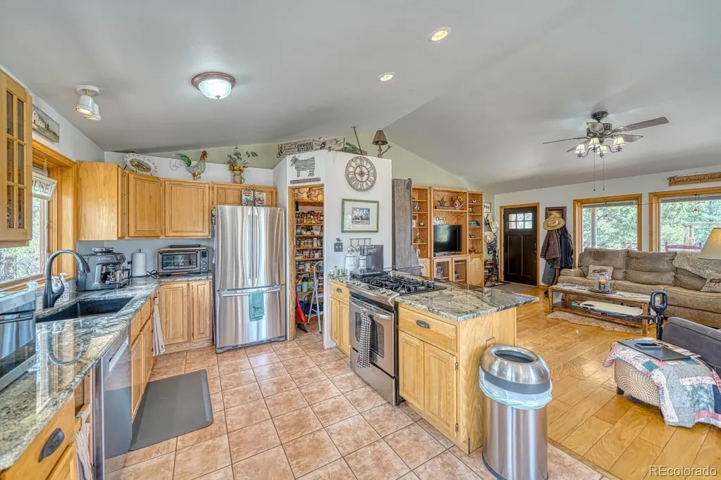 4701 County Road 323 Westcliffe CO 81252