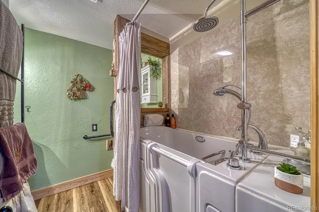 4701 County Road 323 Westcliffe CO 81252